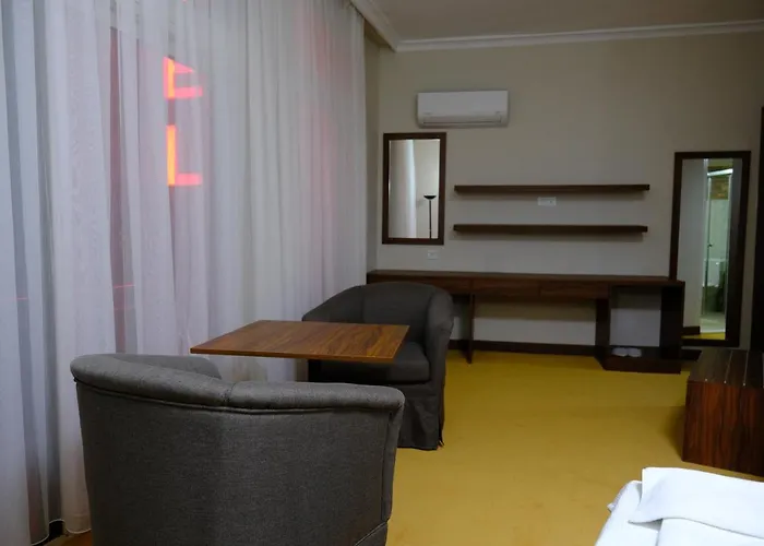 Aksoy Otel فندق أضنه